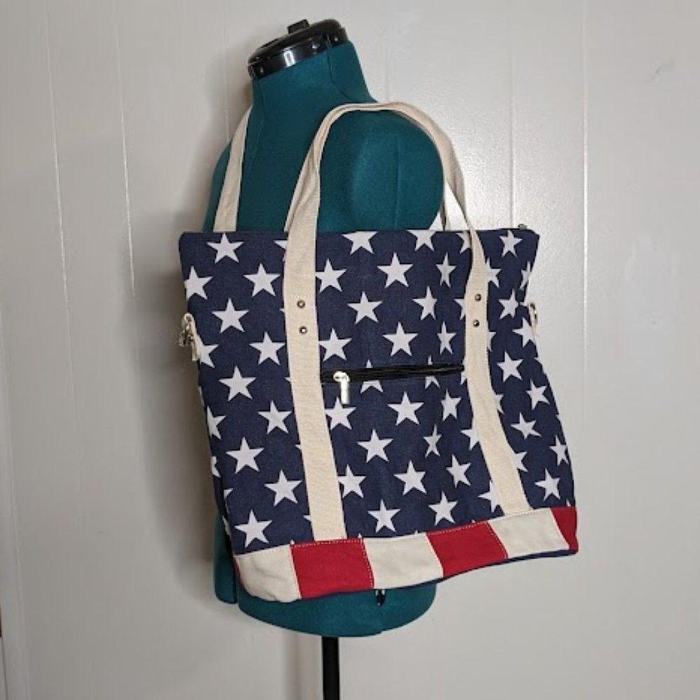 Sleepyville Critters Stars Print Tote Bag.